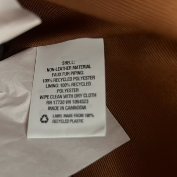 Universal Threads Sherpa XL Tote Handbag NWT - Picture 4 of 4